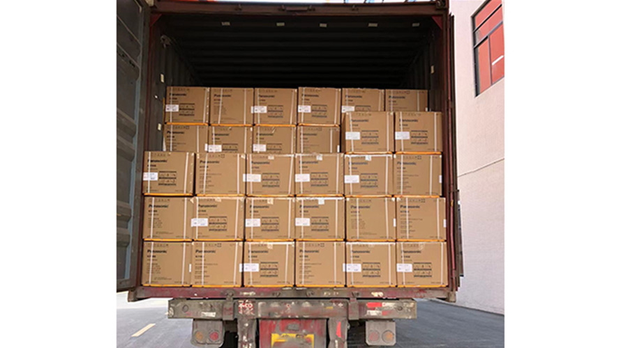 國內(nèi)知名品牌客戶裝柜完畢！順利發(fā)貨！