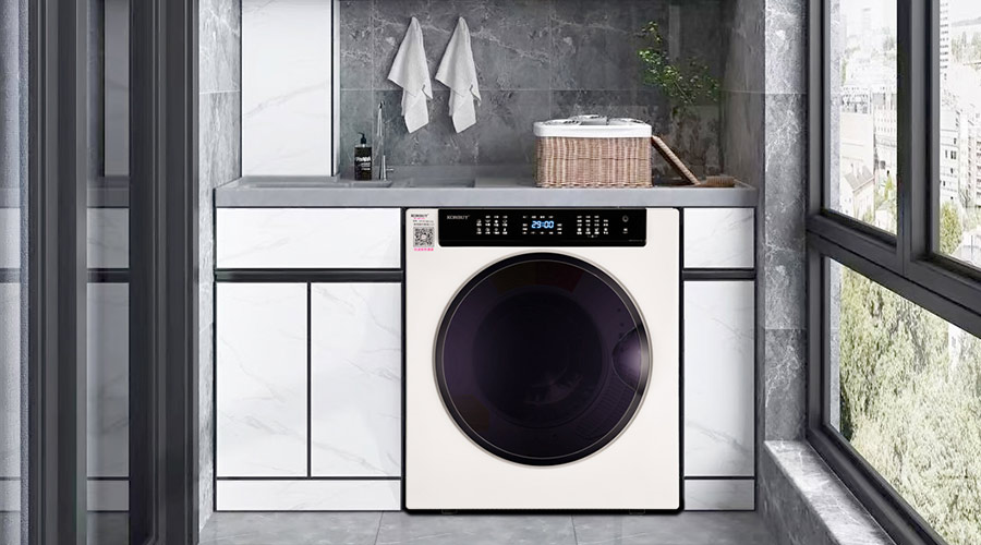 陽臺(tái)改成休閑區(qū)，但如何曬衣服？衣物護(hù)理機(jī)廠家來解答